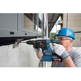 Bosch AMPShare 18V Akumulatorsko kombinirano udarno kladivo (18 V, 2 bateriji, 5,5 Ah, 2,6 J) productname.garantie.plussign BAUHAUS garancija 5 let za naprave na električni ali motorni pogon | Shoptok.si