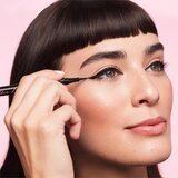 Benefit Roller Liner True Matte mat tekoče črtalo za oči 1 ml odtenek Black | Shoptok.si