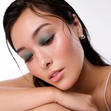 WONDERSKIN IYKYK sjenilo za oči u olovci nijansa Green Smoke 1.4 g | shoptok.hr