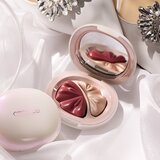 Catrice Brides & Besties rdečilo z osvetljevalcem odtenek C02 Glow Down The Aisle 8.5 g | Shoptok.si