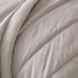 Catherine Lansfield Kremno belo prešito pregrinjalo 220x230 cm Bridgerton Regal Velvet – | Shoptok.si