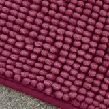 Catherine Lansfield Tamno ružičasta kupaonska prostirka 50x80 cm Bobble – | shoptok.hr