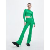 Reserved kratek top z dolgimi rokavi - zelena | Shoptok.si