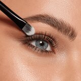 Catrice Effect Eyeshadow Duo Brush obostrani kist za sjenila za oči 1 kom | shoptok.hr