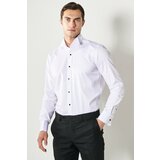 ALTINYILDIZ CLASSICS Men's White Anti-Iron Anti-Crinkle, Slim Fit Slim Fit 100% Cotton Shirt with Collar Collar. Cene