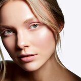 Mac Mineralize Skinfinish posvetlitveni puder v prahu 10 g odtenek Soft & Gentle | Shoptok.si