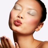 MAC Cosmetics Extra Dimension Blush pudrasto rdečilo odtenek Wrapped Candy 4 g | Shoptok.si