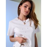 Sinsay Pamučna majica s 3D aplikacijom | shoptok.hr