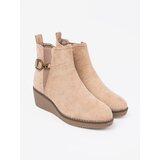 Shelvt Beige women's ankle boots on a comfortable, low wedge | ePonuda.com