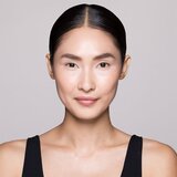 Nars Sheer Glow Foundation posvjetljujući hidratantni puder nijansa 6044 Fiji 30 ml | shoptok.hr
