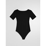 Sinsay Prilagođeni basic body s kratkim rukavima | shoptok.hr