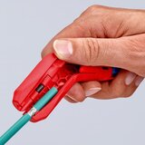 Knipex Univerzalni alat za skidanje izolacije 135 mm 16 95 01 SB ErgoStrip crveni | ePonuda.com