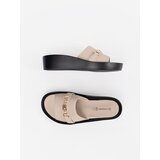 GOODIN Beige women's flip-flops with a chain | Shoptok.si