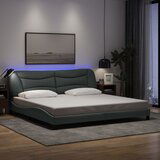 Maison Chic Posteljni okvir - Dvoposteljna postelja - Zakonska postelja z LED brez vzmetnice svetlo siv 200x200cm blago, (21697246) | Shoptok.si