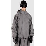 1080 reflective gray Cene