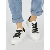 Shelvt White women's trainers | ePonuda.com
