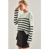 Bianco Lucci Women's Striped Sweater | ePonuda.com