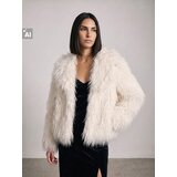 Sinsay Jakna od umjetnog krzna s ovratnikom | shoptok.hr