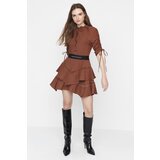 Trendyol X Sagaza Studio Brown Waist Elastic Detailed Dress | shoptok.hr