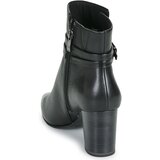 Caprice Gležnjarji 25317 Črna Slike