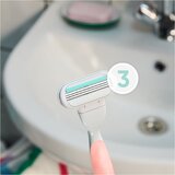 Gillette Venus Sensitive Smooth brivnik + 2 nadomestni glavi | Shoptok.si