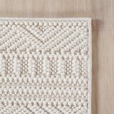 Novel RAVNO TKANA PREPROGA HELIX 240/340 cm tkano krem barve | Shoptok.si