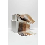 Marisse A warm scarf with a delicate pattern | Shoptok.si