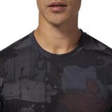 Reebok Majice s kratkimi rokavi Speedwick Alley Camo Graphic Črna | Shoptok.si
