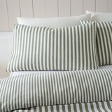 Catherine Lansfield Zelena podaljšana flanelna posteljnina za zakonsko posteljo 230x220 cm Stripe – | Shoptok.si