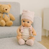 BEBA lutka za igru u bež bodiiju s dodacima – 18 cm | Shoptok.si
