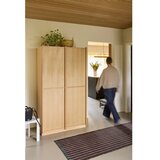 Hübsch Garderobna omara v hrastovem dekorju v naravni barvi 100x181x55 cm Kura – | Shoptok.si