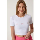  Women's White Bow Detailed Crop T-Shirt