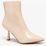 Resti Beige lacquered women's Elegant Classy stiletto heeled boots | ePonuda.com