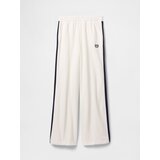 GAP Sweatpants with logo - Women's | ePonuda.com