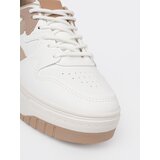 Shelvt White and beige platform sneakers | ePonuda.com