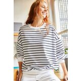 Olalook Women's White Black Striped Soft Textured Loose Sweatshirt Cene