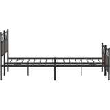 vidaXL Kovinski posteljni okvir brez vzmetnice rjavi hrast 160x200 cm | Shoptok.si