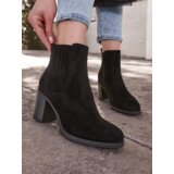 Resti women's boots on a post Tomino | ePonuda.com