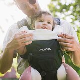 Nuna Kenguru CUDL CLIK Front and Back Black Caviar | Shoptok.si