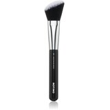Notino Makeup Brushes Professional Angled Blush Make-Up Brush 161 čopič za rdečilo 1 kos | Shoptok.si