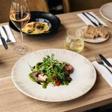 BonBistro Svijetlo sivi porculanski tanjur za serviranje ø 32 cm Nuance – | shoptok.hr