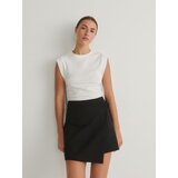 Reserved krilo z asimetričnim plisiranim detajlom - črna | Shoptok.si
