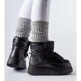 Gemre Black snow boots on a chunky platform Elvio | Shoptok.si