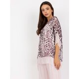 Fashion Hunters Light pink loose blouse with a print and 3/4 sleeves | Shoptok.si