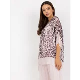 Fashionhunters Light pink loose blouse with a print and 3/4 sleeves