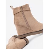 Shelvt Beige wedge boots with a decorative buckle | Shoptok.si