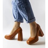 D/CEO Beige high heels Thrower Cene