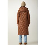  Women's Brown Hooded Quilted Coat with Pockets | ePonuda.com