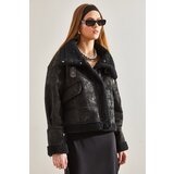 Bianco Lucci Women's Collar Buckle Laminated Short Coat 2300 | Shoptok.si