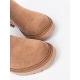 Shelvt Minimalist camel ankle boots made of soft suede | ePonuda.com